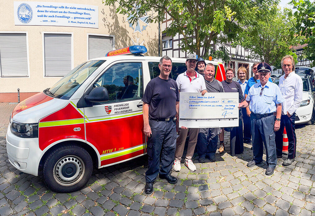 3000 Euro für Feuerwehr und Karneval in Neu-Isenburg