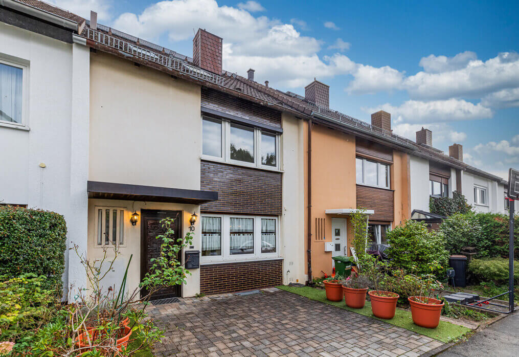 Neu im Verkauf: Reihenmittelhaus in Neu-Isenburg in zentraler Lage mit Garten